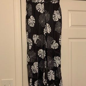 Aloha print pants